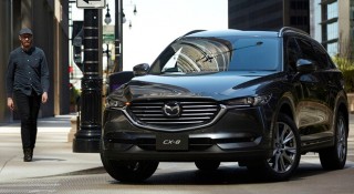 Mazda CX-8 và Kia Sedona: Điều gì tạo nên khác biệt?
