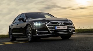 Dự tính giá lăn bánh Audi A8