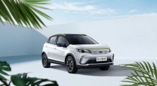 Geely Geometry EX3 - SUV điện giá rẻ Trung Quốc chỉ từ 9.200 USD, có phạm vi hoạt động đến 322 km