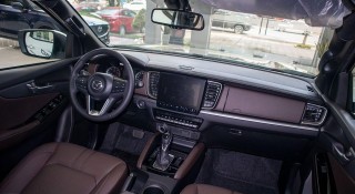 Hình ảnh nội thất Mazda BT-50: Người lái là trung tâm