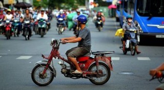 Bộ Tài nguyên và Môi trường đề nghị thu hồi xe cũ nát tại HN, TP.HCM