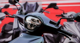 Đối thủ ‘nặng ký’ của Honda Air Blade ra mắt với giá hấp dẫn 46 triệu đồng, trang bị đe nẹt SH Mode