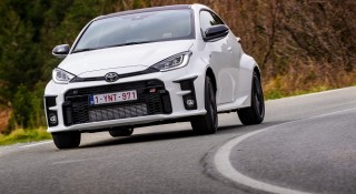 Toyota GR Yaris nhanh đến mức nào khi được chạy trên cao tốc đặc biệt nhất thế giới?