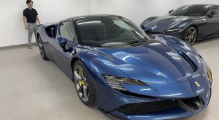 Cận cảnh Ferrari SF90 Spider 'mới toanh' ngót nghét 40 tỷ của doanh nhân Cường Đô la