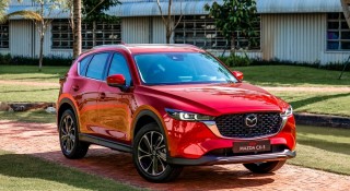 Mazda CX-5 thống trị phân khúc SUV hạng C với doanh số bằng tất cả đối thủ cộng lại