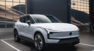 Volvo vừa ra mắt mẫu xe điện EX30 đã nhận được lượng đơn đặt hàng nhiều bất ngờ