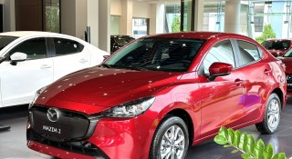 Mazda 2 bất ngờ thay đổi giá bán tháng cuối năm 2023