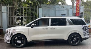 Kia Carnival 2024 lần đầu lộ diện tại Việt Nam, xuất hiện chi tiết khác biệt so với bản ra mắt toàn cầu