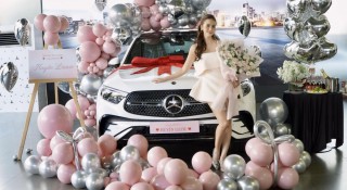 Chiêm ngưỡng siêu phẩm Mercedes-Benz GLC 300 trị giá gần 3 tỷ đồng mà người đẹp Huyền Lizzie vừa tậu