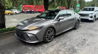 Toyota Camry 2025 xuất hiện trước thềm VMS 2024: Nhiều trang bị hiện đại kèm động cơ hybrid