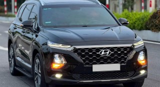 Hyundai SantaFe máy dầu 2020 rao bán khó tin trên sàn xe cũ