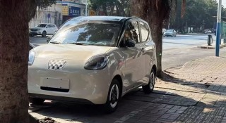 Xe điện mini Wuling Hongguang Mini EV thế hệ mới xuất hiện trên phố, bổ sung thêm phiên bản 5 cửa