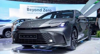 Toyota Camry 2024 chốt giá bán tại Việt Nam, khởi điểm từ 1,22 tỷ đồng