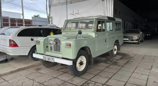 Xế cổ Land Rover đời 1975 rao bán ngang ngửa Mercedes GLC đập hộp