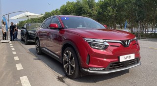 Gần 16.000 xe VinFast VF8 triệu hồi để nâng cấp túi khí