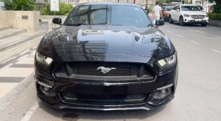 Giật mình với mức giá rao bán 'cao ngất ngưởng' của Ford Mustang đời 2015 tại Hà Nội