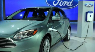 Ford dự báo tiếp tục lỗ hàng tỷ USD vì ... xe điện