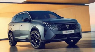 Bộ đôi Peugeot E-3008 và E-5008 sắp có phiên bản hiệu suất cao