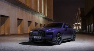 Rolls-Royce Spectre Black Badge chào sân thị trường Việt với giá niêm yết gần 20,6 tỷ đồng