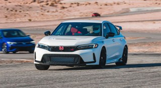 Honda Civic Type R bất ngờ tăng giá bán, nâng mức giá niêm yết lên tới 3 tỷ đồng
