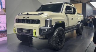 Kia Tasman lộ phiên bản off-road siêu hầm hố, chẳng hề kém cạnh khi đặt với Ranger Raptor