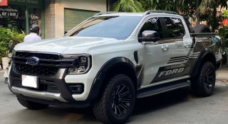 Vừa chạy lướt 16.000 km, Ford Ranger Wildtrak 2023 rao bán hấp dẫn trên sàn xe cũ
