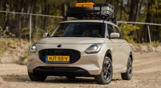Suzuki Swift hóa 'quái thú' địa hình – Bản độ có một không hai
