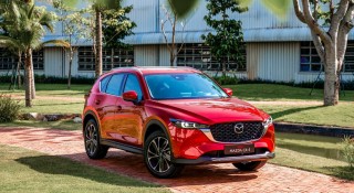 Top 10 xe xăng bán chạy tháng 4/2025: Mazda CX-5 bất ngờ soán ngôi, Mitsubishi Xpander tụt hạng sâu