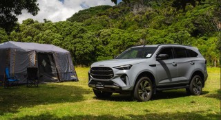 Isuzu mu-X 2025 chốt lịch ra mắt tại Việt Nam: Ngoại hình 'lột xác', giá bán tăng nhẹ, đối đầu Everest