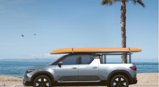 Toyota bất ngờ gia nhập “cuộc chiến” bán tải giá rẻ, thách thức Ford và Hyundai