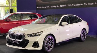 BMW 5 Series 2025 - Cú lột xác táo bạo trong phân khúc sedan hạng sang