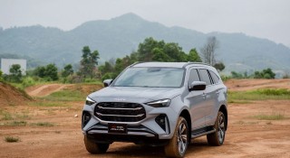 Chênh nhau hơn 300 triệu, 5 phiên bản Isuzu mu-X 2025 khác gì nhau và nên chọn bản nào?