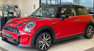 Bảng giá xe Mini Cooper tháng 6/2025: Biểu tượng phong cách giữa lòng đô thị