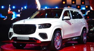 Đối đầu Bentley Bentayga, Rolls-Royce Cullinan: Mercedes-Maybach GLS 600 có gì để cạnh tranh?