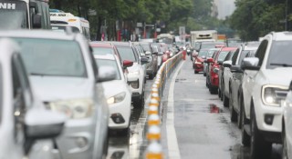 Hà Nội phân làn giao thông chính thức trên đường Võ Chí Công từ ngày 9/7, ô tô không được rẽ phải tại làn giữa