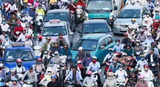 Hà Nội lên phương án loại bỏ xe máy chạy xăng trong vành đai 1