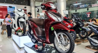 Thị trường xe máy mới đảo chiều: Xe ga giảm giá, xe số đội giá khó tin