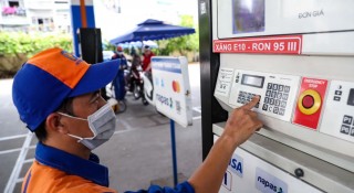 Thực hư tin đồn 'khai tử' xăng RON 95 sau khi xăng E10 xuất hiện