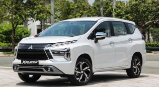 Loạt xe bán chạy đồng loạt giảm giá, hỗ trợ lệ phí trước bạ tới 100%