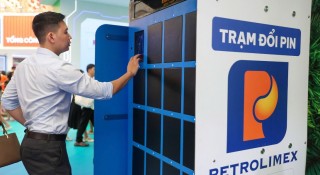 Petrolimex trình làng mô hình trạm đổi pin, mở màn cuộc đua hạ tầng xe điện