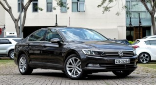 Đánh giá Volkswagen Passat BlueMotion 2020: Bước đi táo bạo