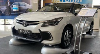 Toyota Glanza 2022 lên kệ với giá từ 8.400 USD, dằn mặt Hyundai i20