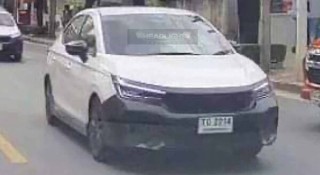 Honda City 2023 lộ diện trên phố với thiết kế mới, bổ sung trang bị đấu Toyota Vios