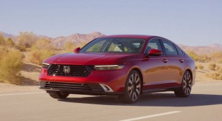 Honda Accord 2023 ra mắt: 'Lột xác' thiết kế lẫn trang bị đi kèm