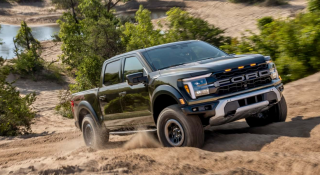 'Đàn anh' Ford Ranger sẽ có bản hiệu suất cao với động cơ mạnh hơn 700 mã lực