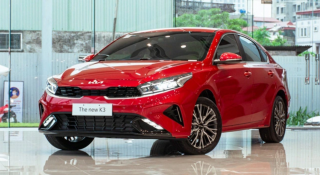 Đại lý giảm giá 'sập sàn' KIA K3 để xả kho, giá rẻ chỉ ngang Toyota Vios bản thấp