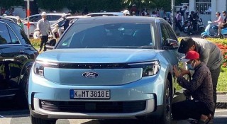 Ford Explorer bản chạy điện bất ngờ xuất hiện tại Việt Nam với thiết kế cực 'nuột nà'