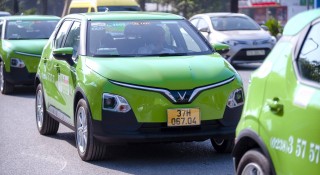 Thêm công ty sử dụng xe điện VinFast để làm taxi