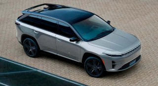 Jeep hé lộ chùm ảnh xe điện mới nhưng đã vội xóa đi chỉ trong vài phút