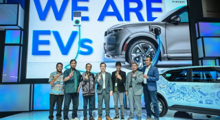 Vừa chào sân Indonesia, VinFast lập tức có hợp đồng bán xe khủng